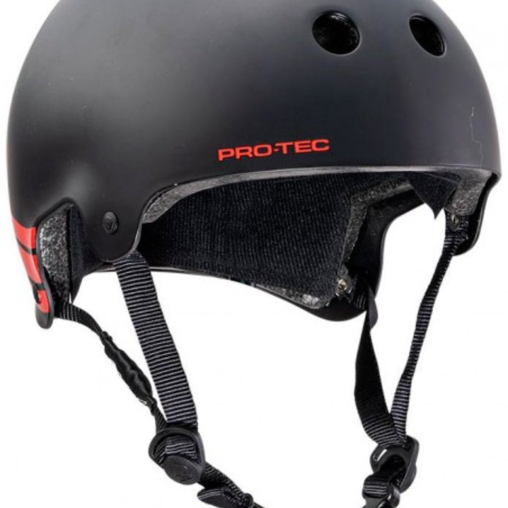 Pro Tech Helmet - Picture 4 of 5